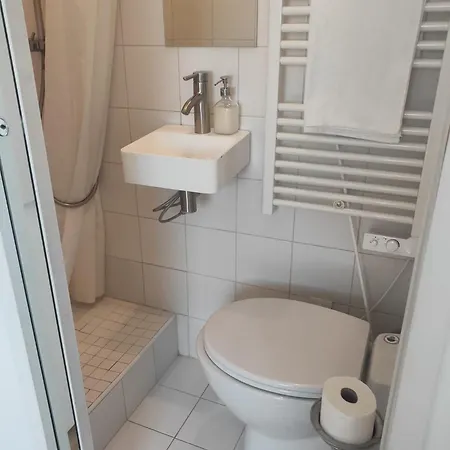 Appartamento Coeur De Emplacement Exceptionnel Equipe Lumineux Calme Salle De Bains Place Maubert Ascenseur Climatisation
